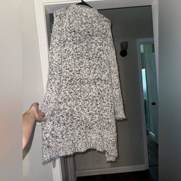 Cardigan - Picture 2 of 2